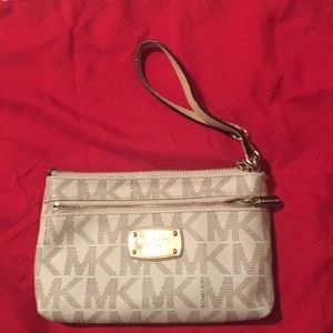 Michael Kors wristlet